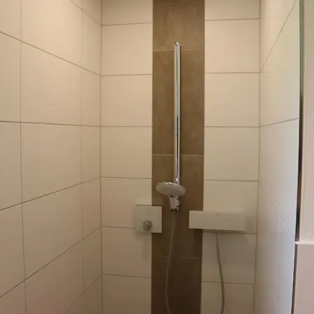 Appartement Die Haffhaeuser Ferienwohnung X Garz (Usedom)