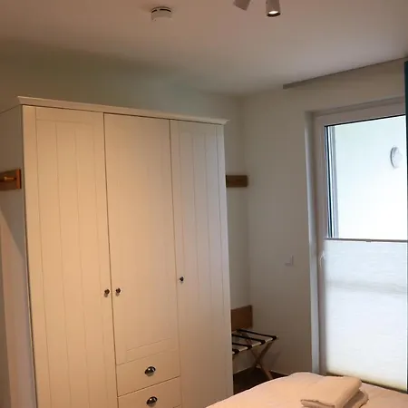 Die Haffhaeuser Ferienwohnung X *